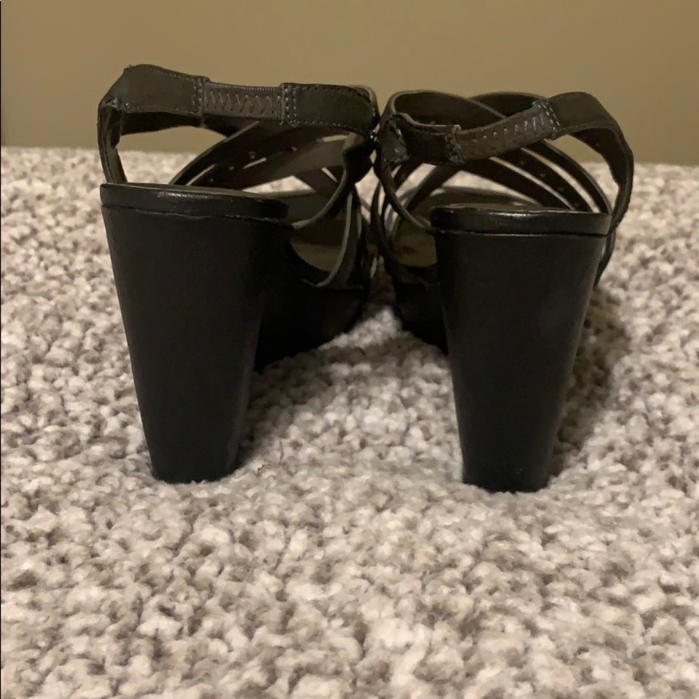 Wedges - Picture 3 of 4